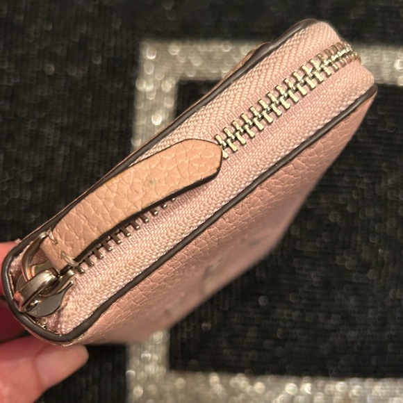 Kate Spade embossed logo Blush Pink Continental Wallet EUC - Picture 4 of 10